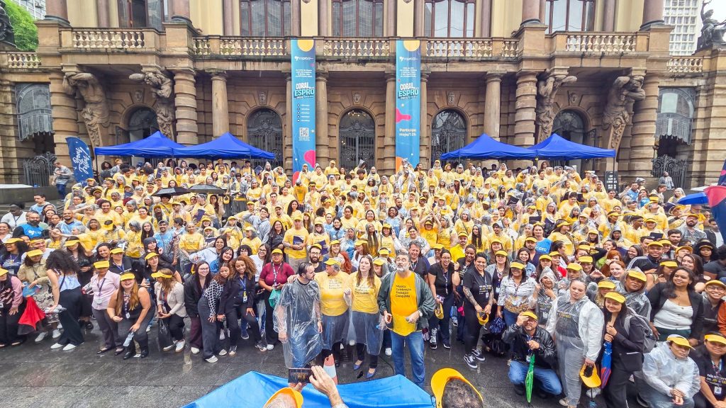 Coral Espro pelo Brasil