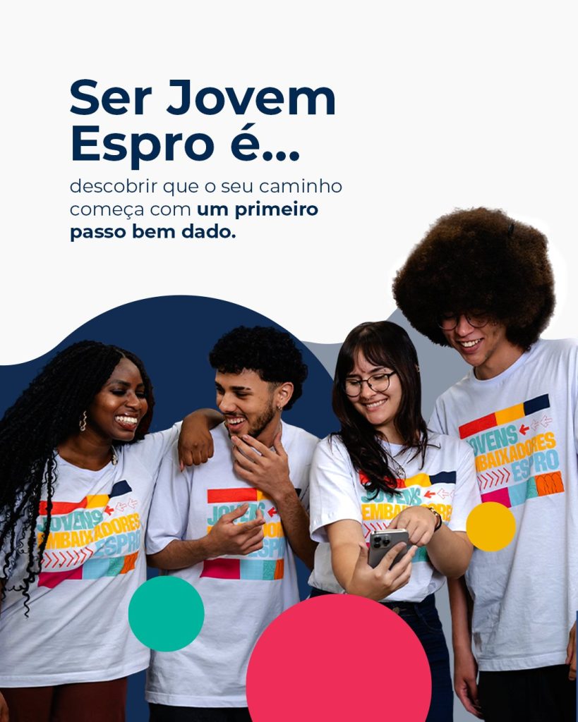 Jovens do Espro reunidos, compartilhando momentos de alegria, conexão e crescimento, enquanto aproveitam juntos as oportunidades que impulsionam seus sonhos e futuros.